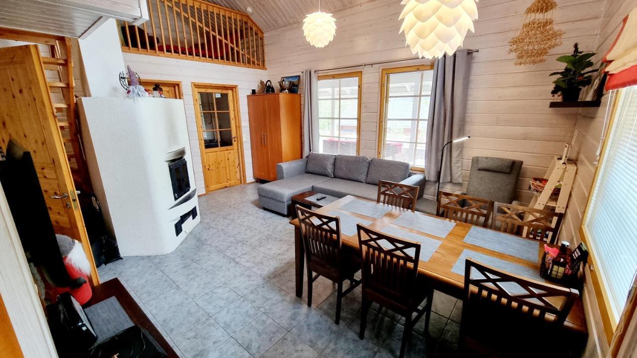 Tilhi Chalet Rovaniemi Extérieur photo
